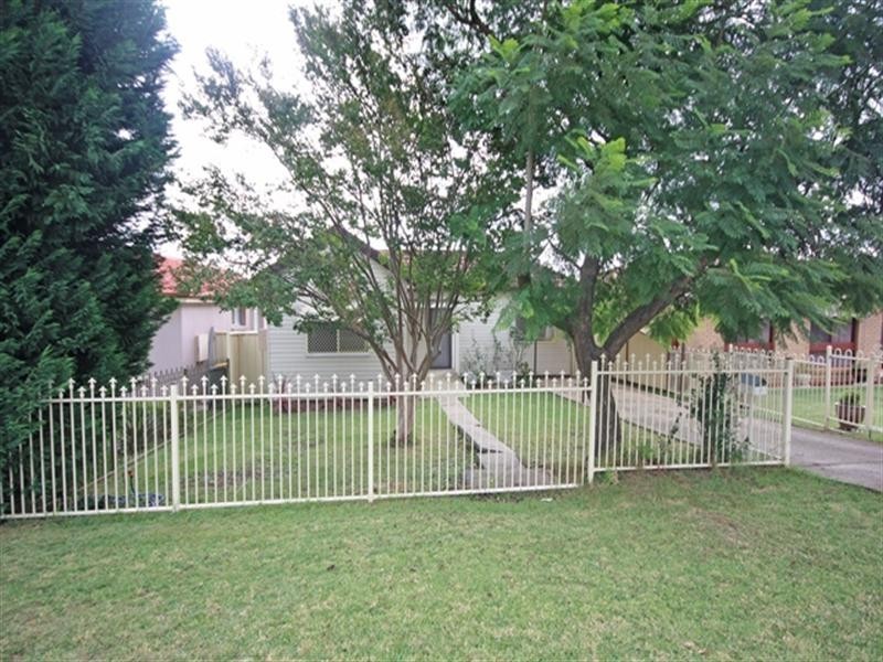 Minto NSW 2566