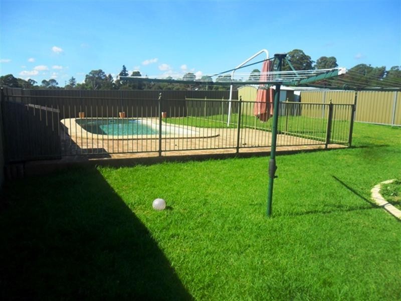 17 Selby Place, Minto NSW 2566