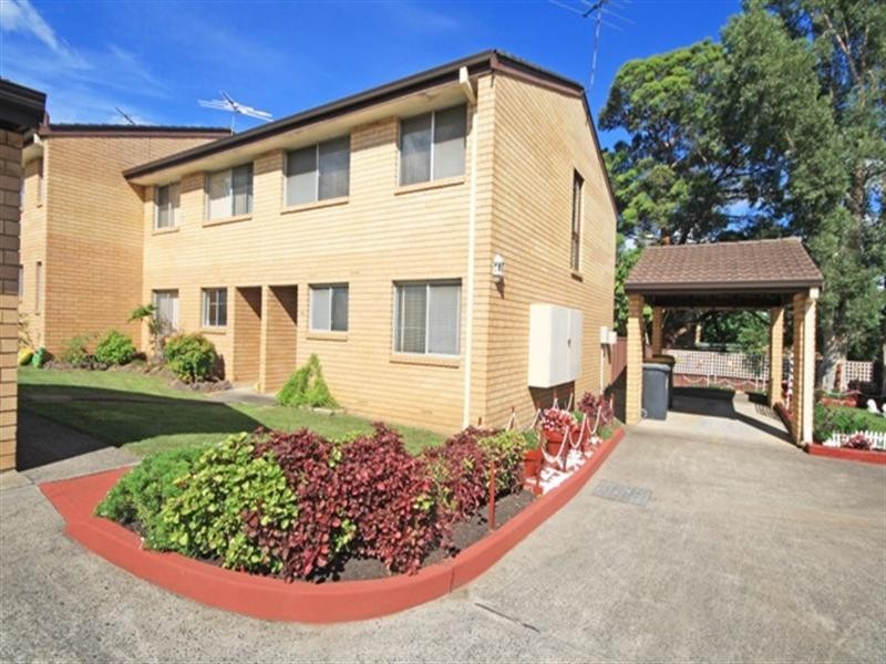 16/10 Atchinson Road, Macquarie Fields NSW 2564