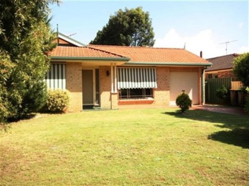 6 Paddy Miller Avenue, Currans Hill NSW 2567
