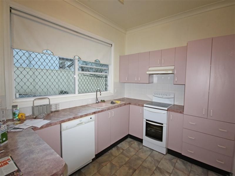 42 Mitchell Street, Campbelltown NSW 2560