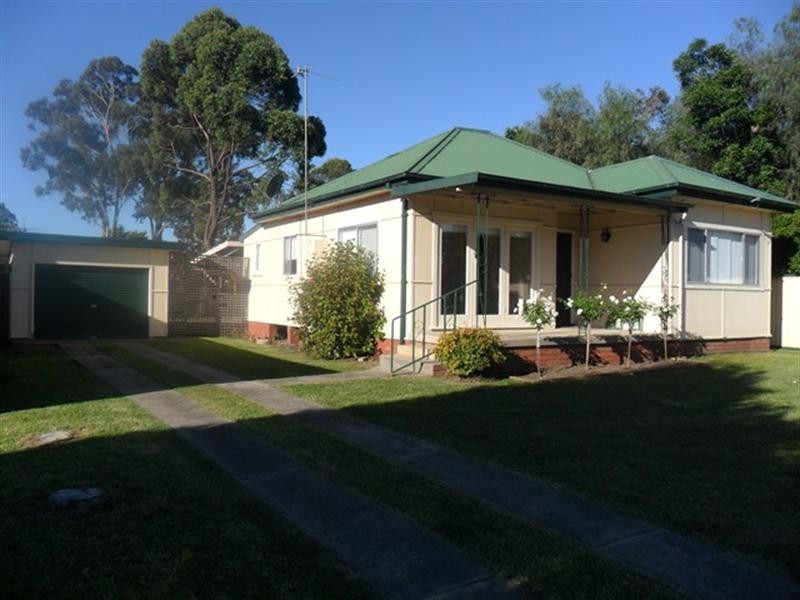 34 Burns Road, Leumeah NSW 2560