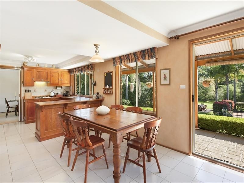 27 Sickles Drive, Grasmere NSW 2570