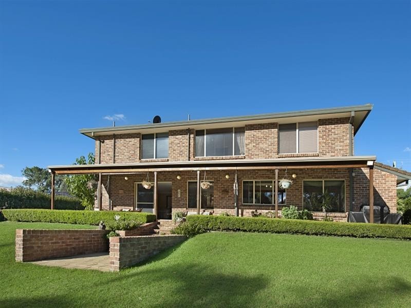 27 Sickles Drive, Grasmere NSW 2570