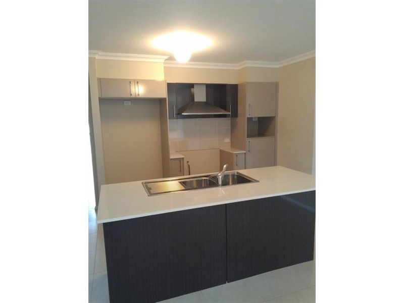 14/20 Garton Avenue, Spring Farm NSW 2570