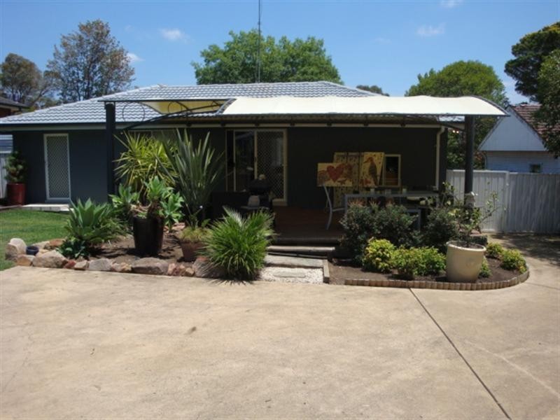 72 Pindari Avenue, Camden NSW 2570