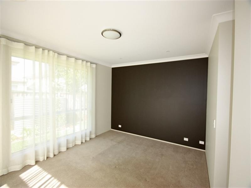 Spring Farm NSW 2570