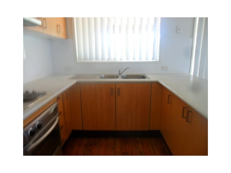 24 Carrington Circuit, Leumeah NSW 2560