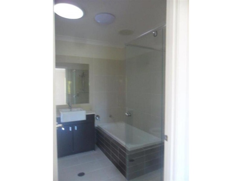 23 Jarvisfield Place, Macquarie Links NSW 2565
