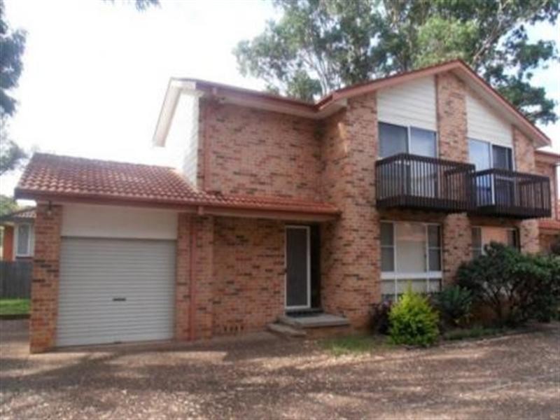 6/2 Edwards Street, Macquarie Fields NSW 2564