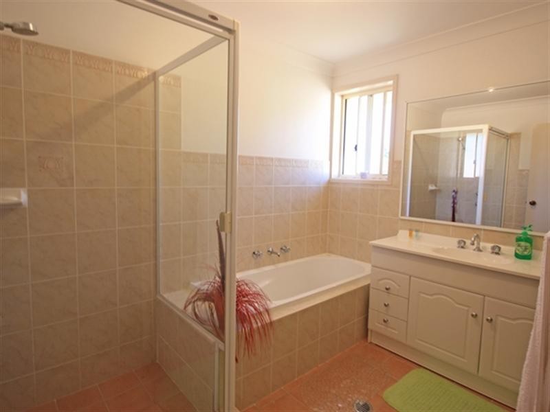 4 Payton Court, Narellan Vale NSW 2567