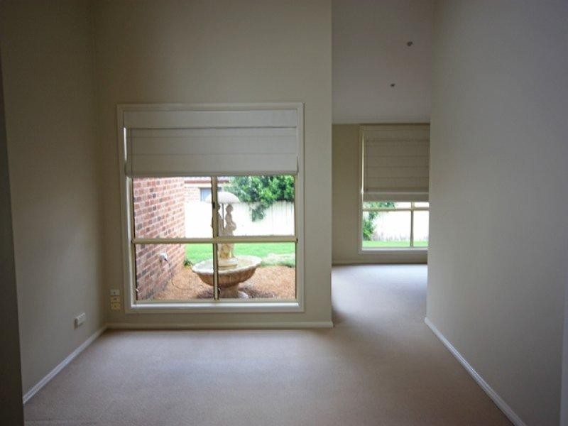 8 Blueberry Court, Narellan Vale NSW 2567