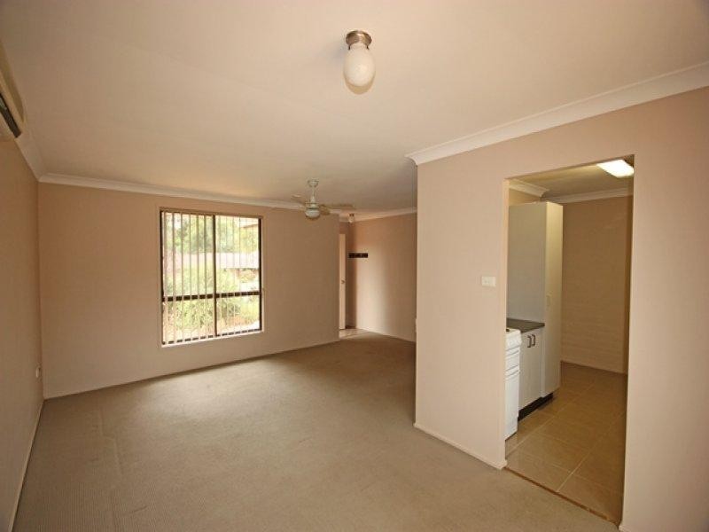 5 Mary Anne Close, Mount Annan NSW 2567