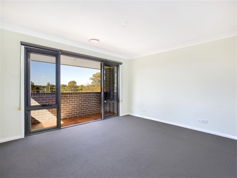 9a Murrandah Avenue, Camden NSW 2570