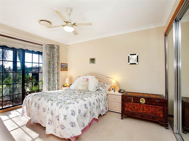 37b Sebastian Avenue, Rosemeadow NSW 2560