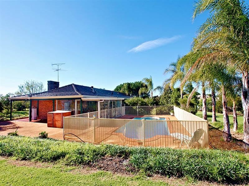 37b Sebastian Avenue, Rosemeadow NSW 2560