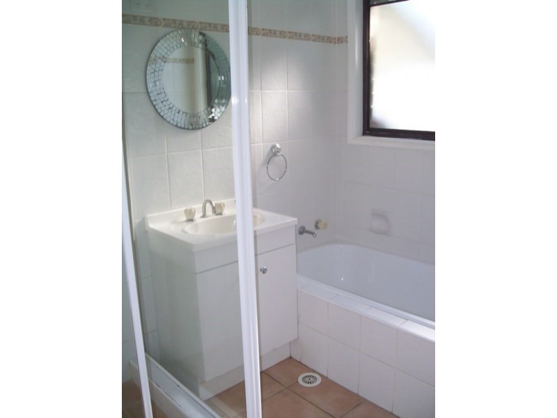 28 Macintyre Crescent, Ruse NSW 2560