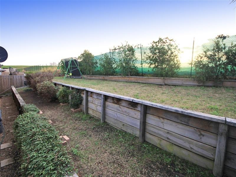 Macquarie Links NSW 2565