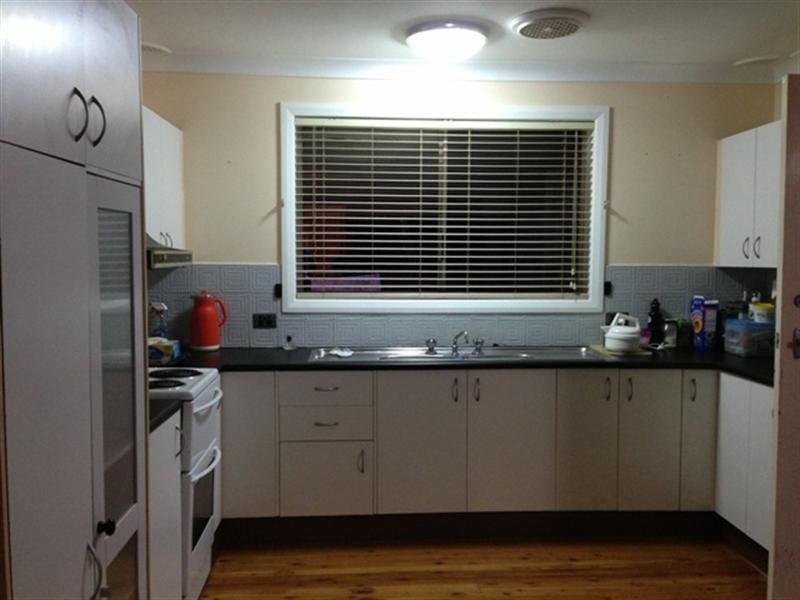 11 Cowra Place, Leumeah NSW 2560