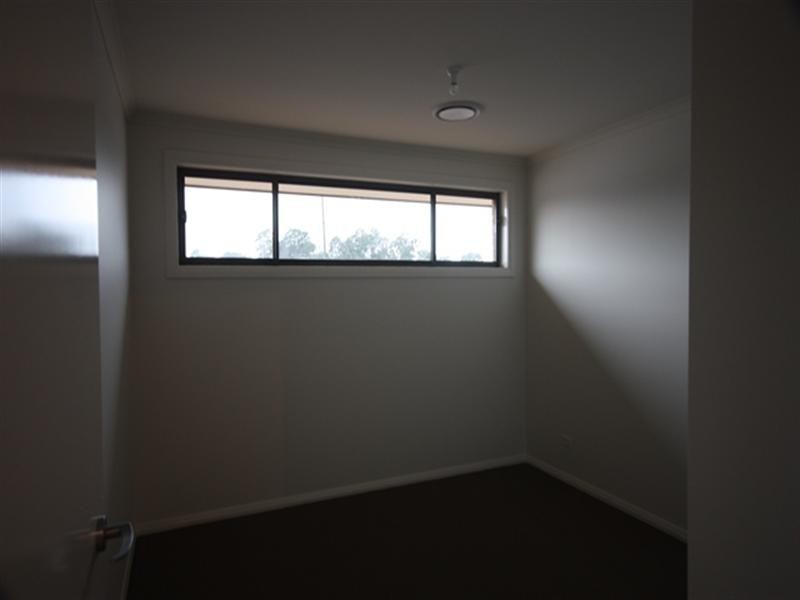 12 Danvers Road, Spring Farm NSW 2570