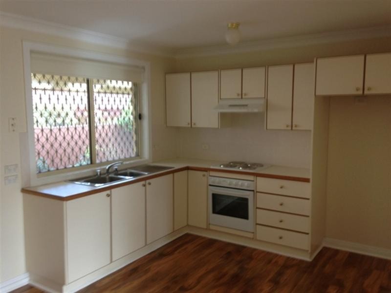 1b Warwick Street, Minto NSW 2566