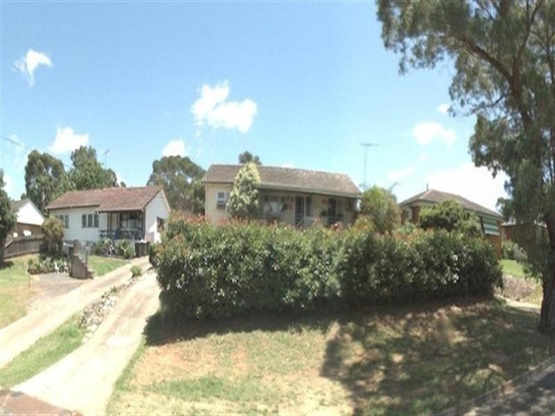 15 Brigalow Avenue, Camden NSW 2570