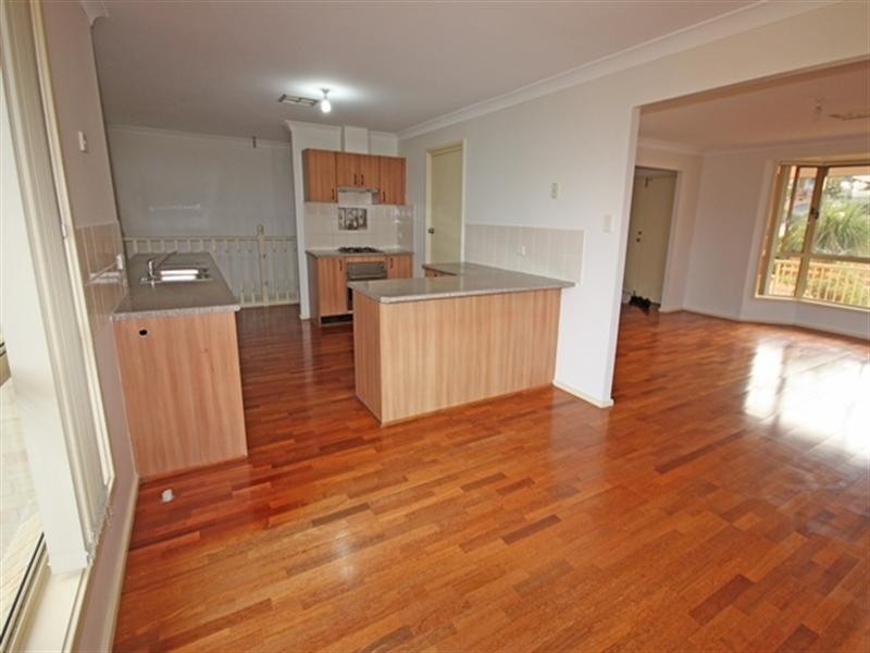 135 ENGLORIE PARK Drive, Glen Alpine NSW 2560