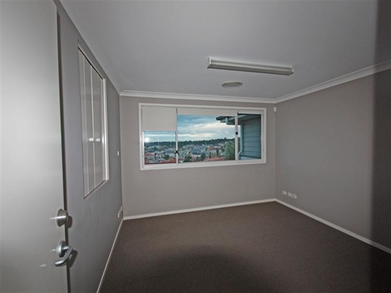 1/262 Longhurst Road, Minto NSW 2566