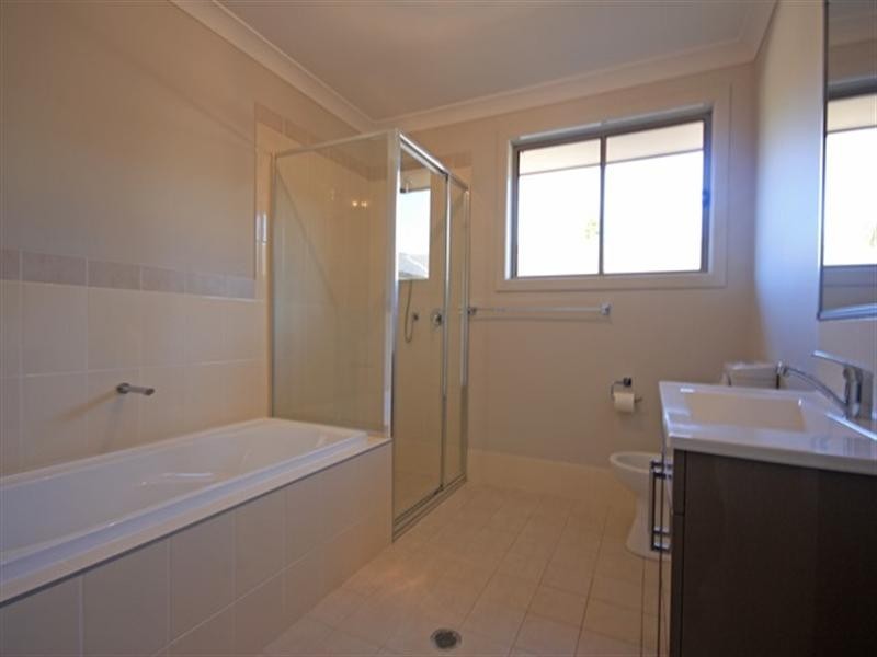 Eagle Vale NSW 2558