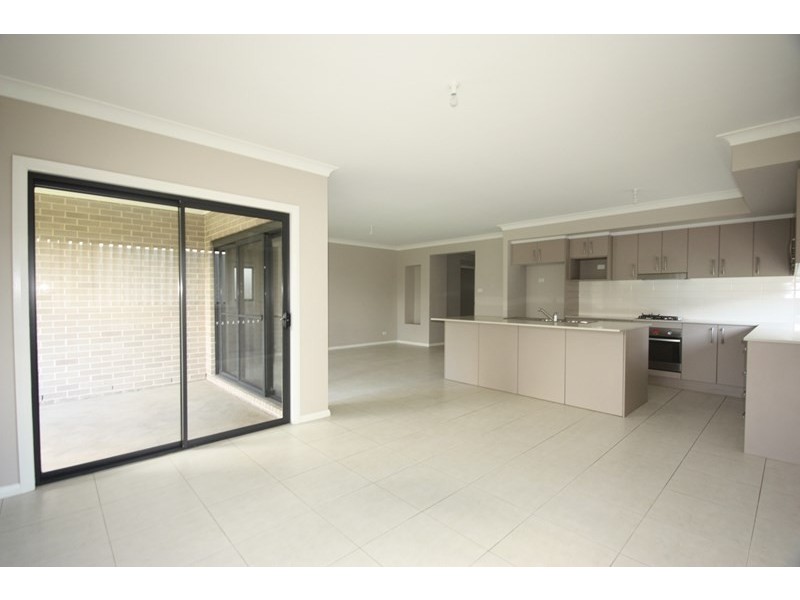 3 Neil Place, Oran Park NSW 2570
