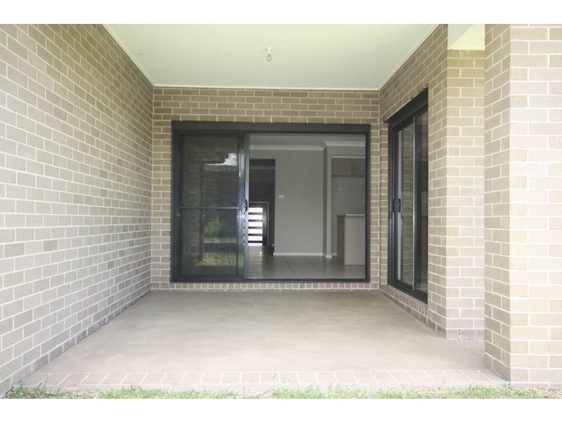 3 Neil Place, Oran Park NSW 2570