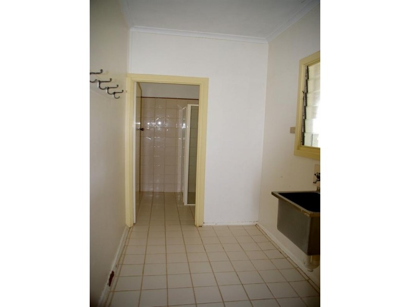 11 Hopkins Street, Renmark SA 5341