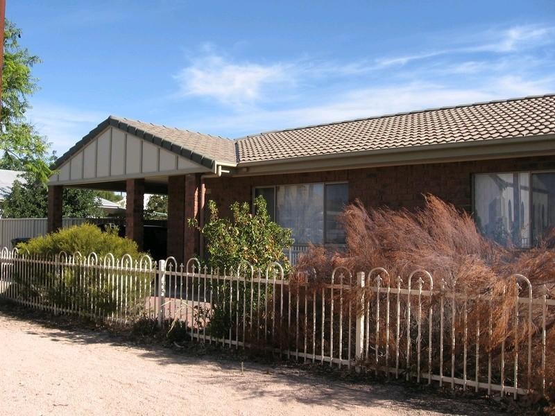 2/229 Fourteenth Street, Renmark SA 5341