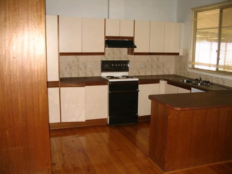 99 Sixteenth Street, Renmark SA 5341