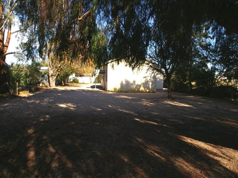 10 Wilson Parade, Lyrup SA 5343