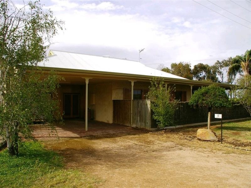 12 Orroroo Street, Renmark SA 5341