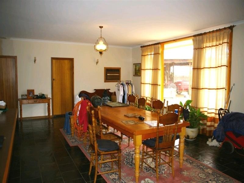 12 Orroroo Street, Renmark SA 5341