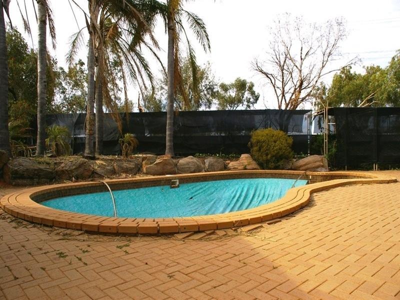 12 Orroroo Street, Renmark SA 5341