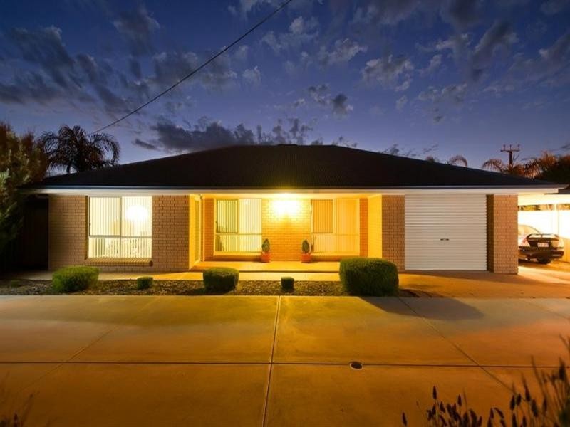 2/2 Phillips Road, Berri SA 5343