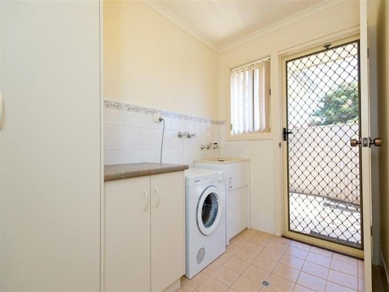 2/2 Phillips Road, Berri SA 5343