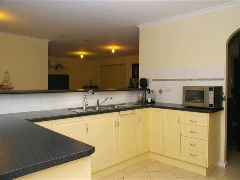 22 Railway Terrace, Renmark SA 5341