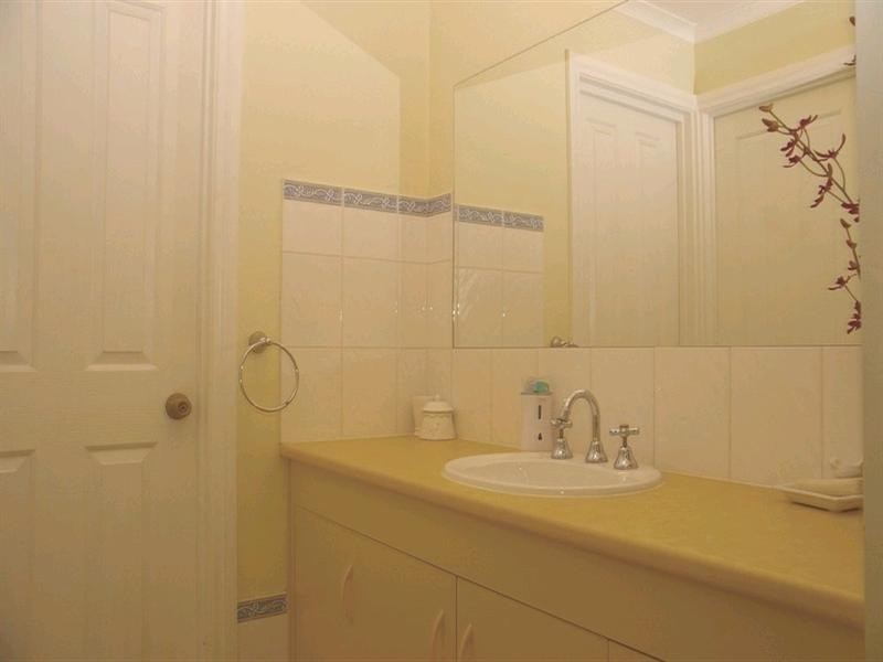 22 Railway Terrace, Renmark SA 5341