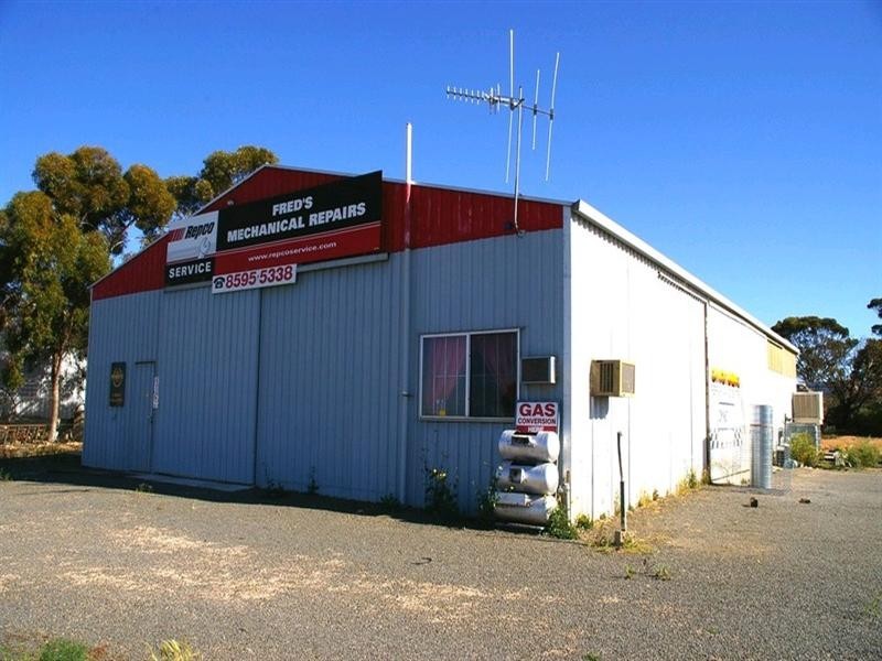 15 Industry Road, Paringa SA 5340