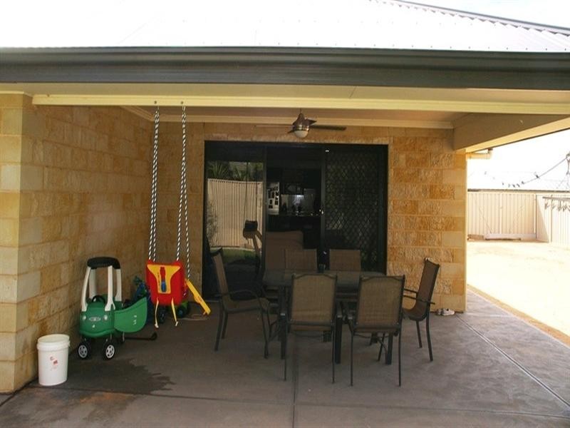 3 Rod Thomas Street, Renmark SA 5341