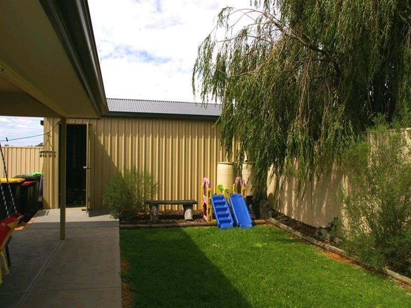 3 Rod Thomas Street, Renmark SA 5341