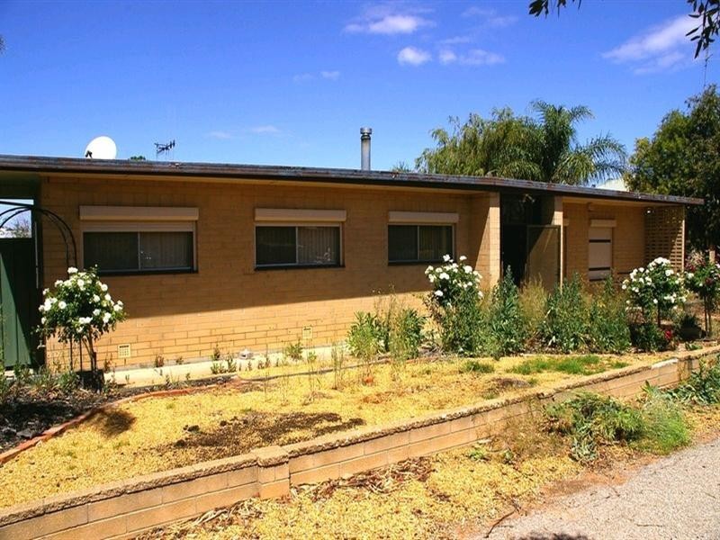 5 Farmer Street, Barmera SA 5345