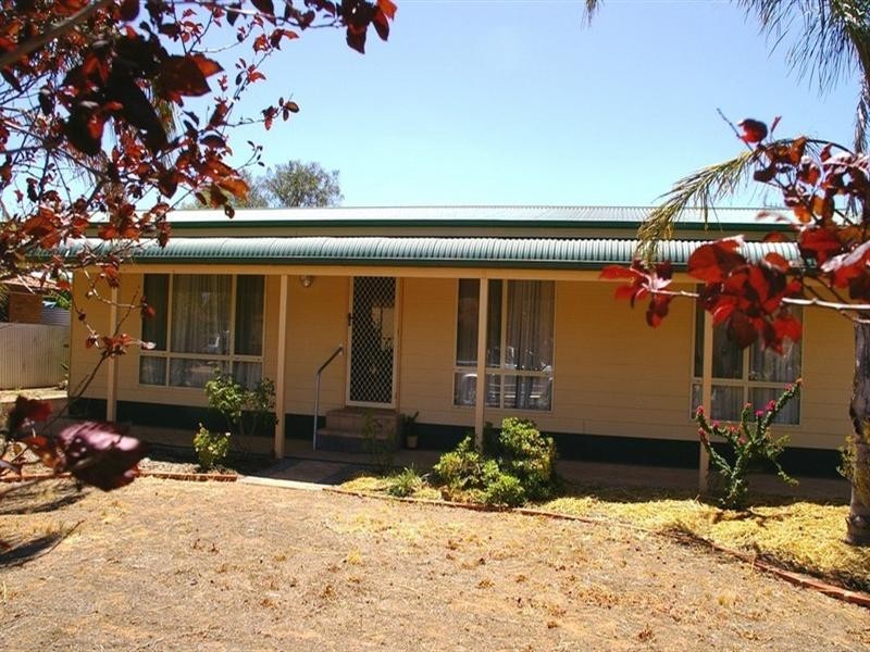 6 Banksia Street, Renmark SA 5341