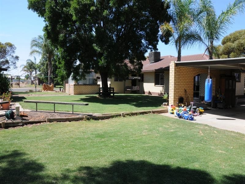 176 Seventh Street, Renmark SA 5341