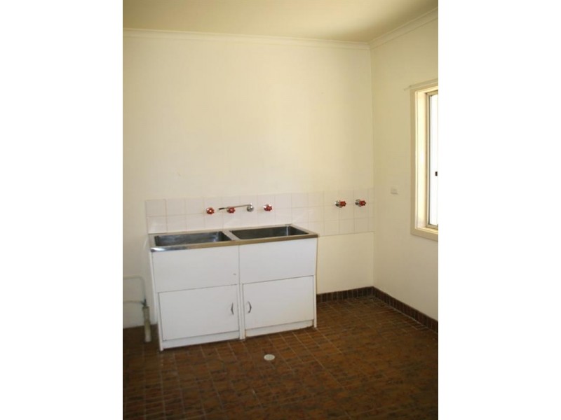 54 Thirteenth Street, Renmark SA 5341