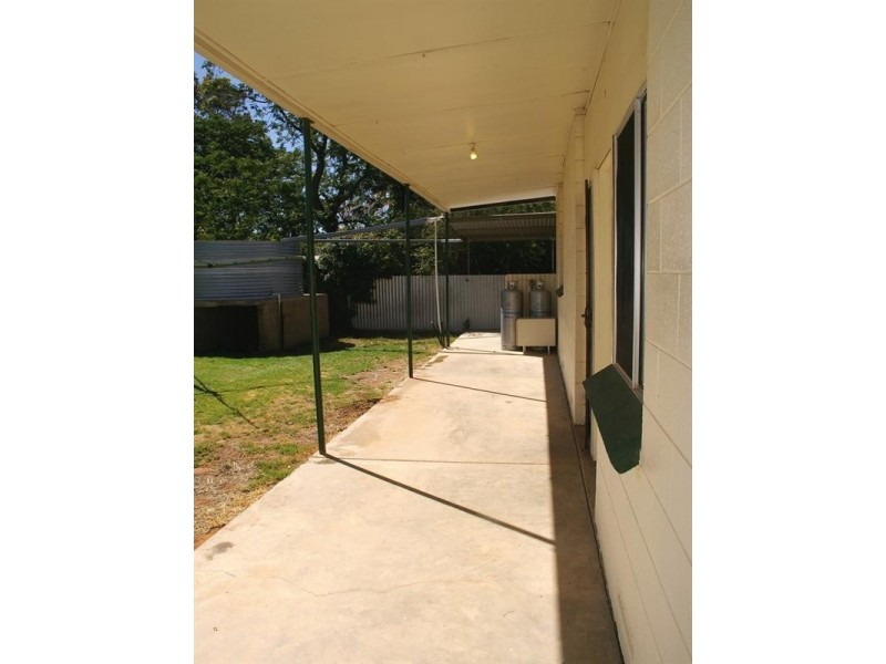 54 Thirteenth Street, Renmark SA 5341